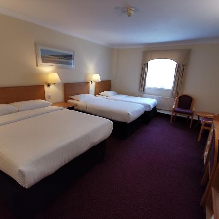 Chichester Park Hotel Buitenkant foto